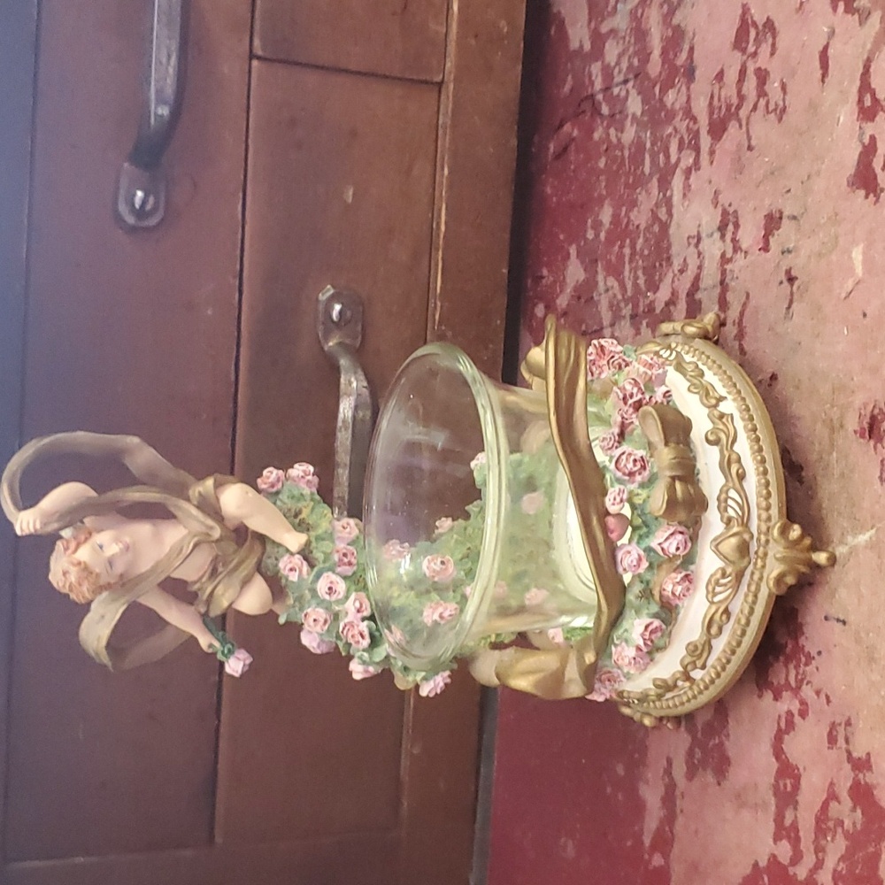Judith Winslow 'Devoted to Love' candle holder JL